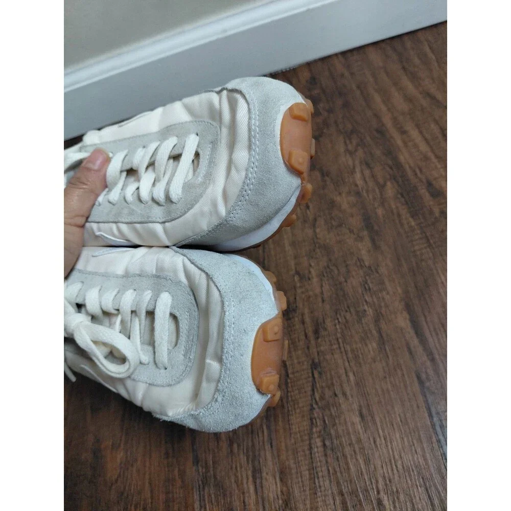 Size 8- Nike Women's Daybreak White Gum Sneakers